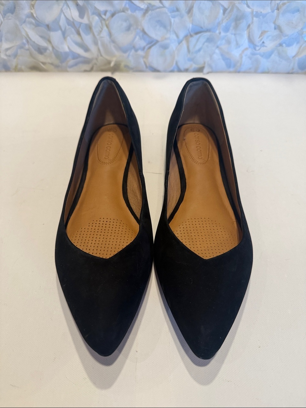 Corso Como Black Pointed-Toe Suede Flats